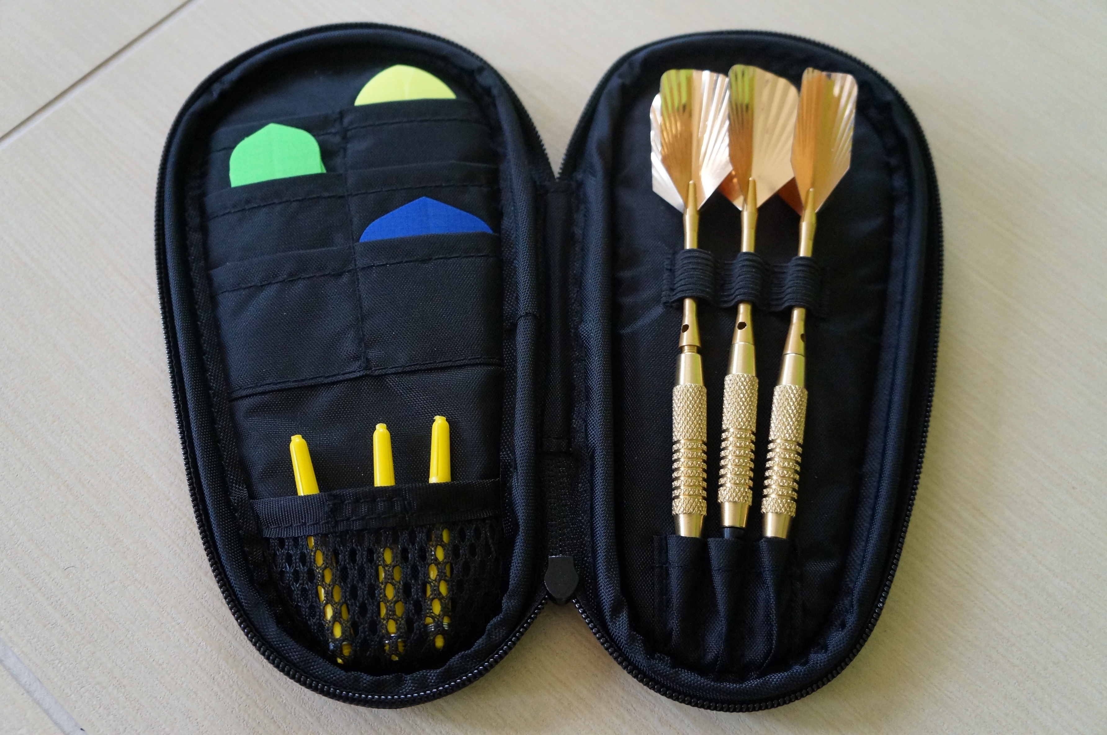 Pouzdro pro šipky Graflite Wallet Harrows