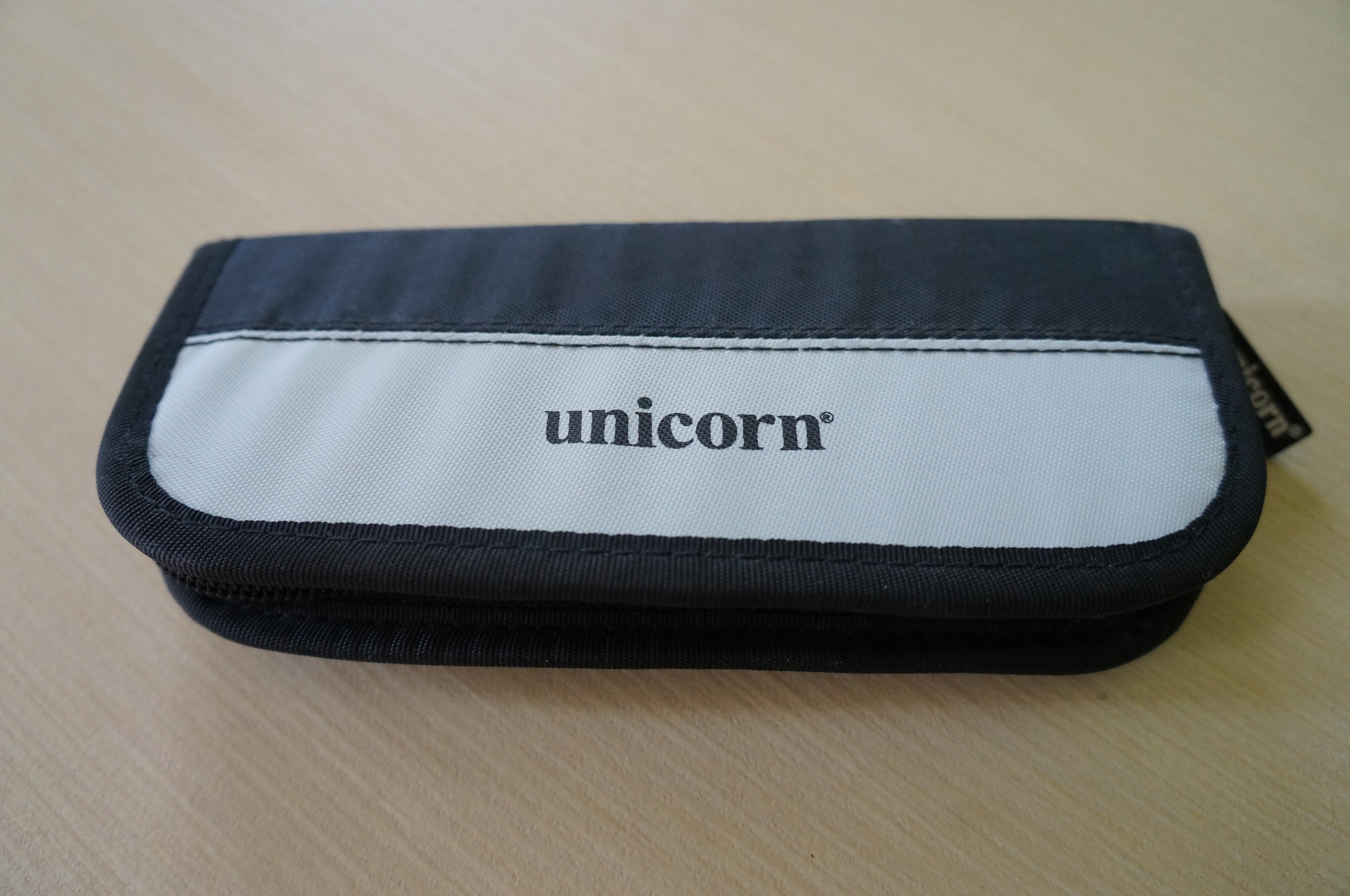 Pouzdro pro šipky Maxi Wallet Unicorn bez podpisu 6049
