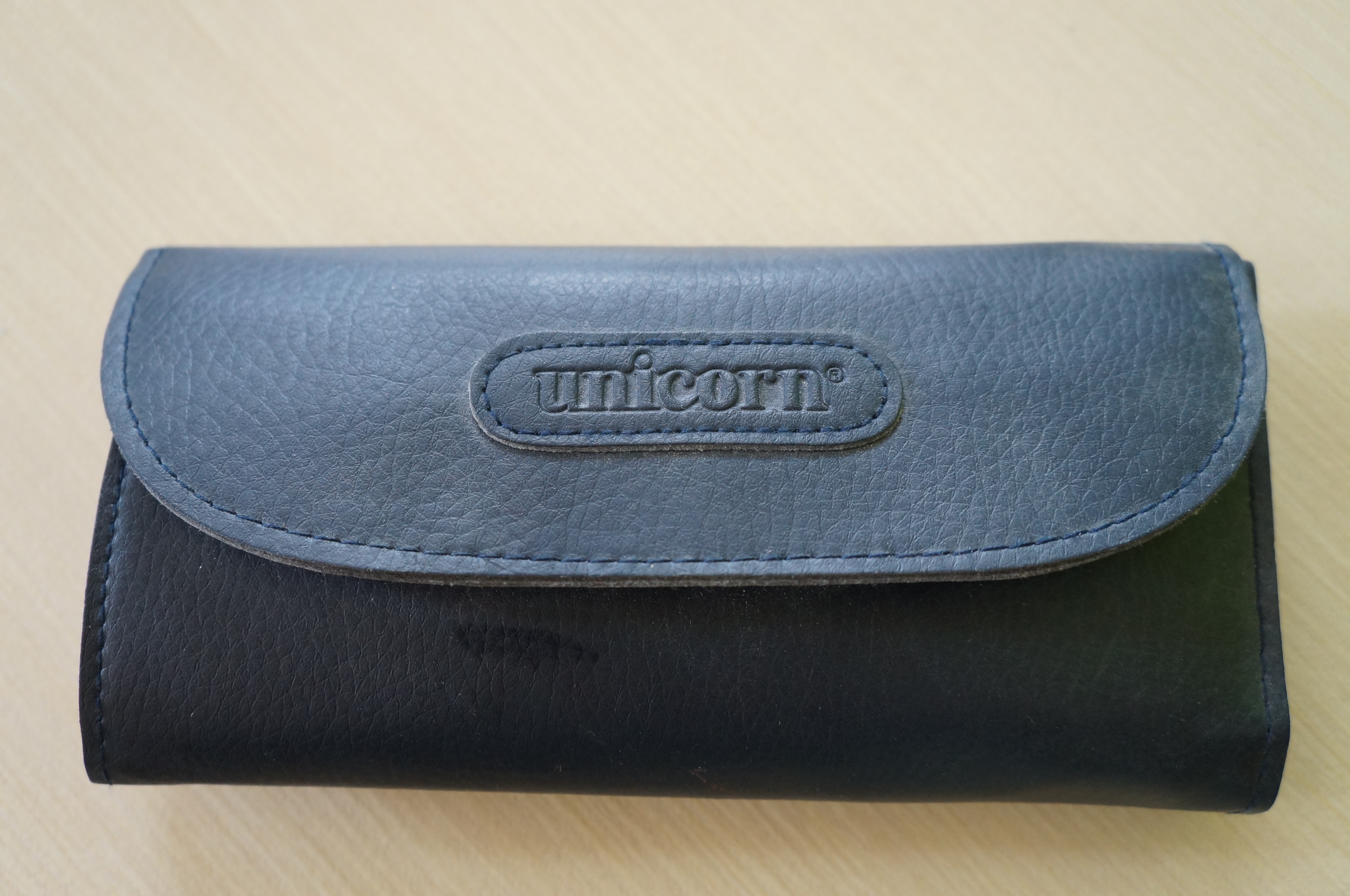 Pouzdro pro šipky Maestro Wallet Unicorn 46098