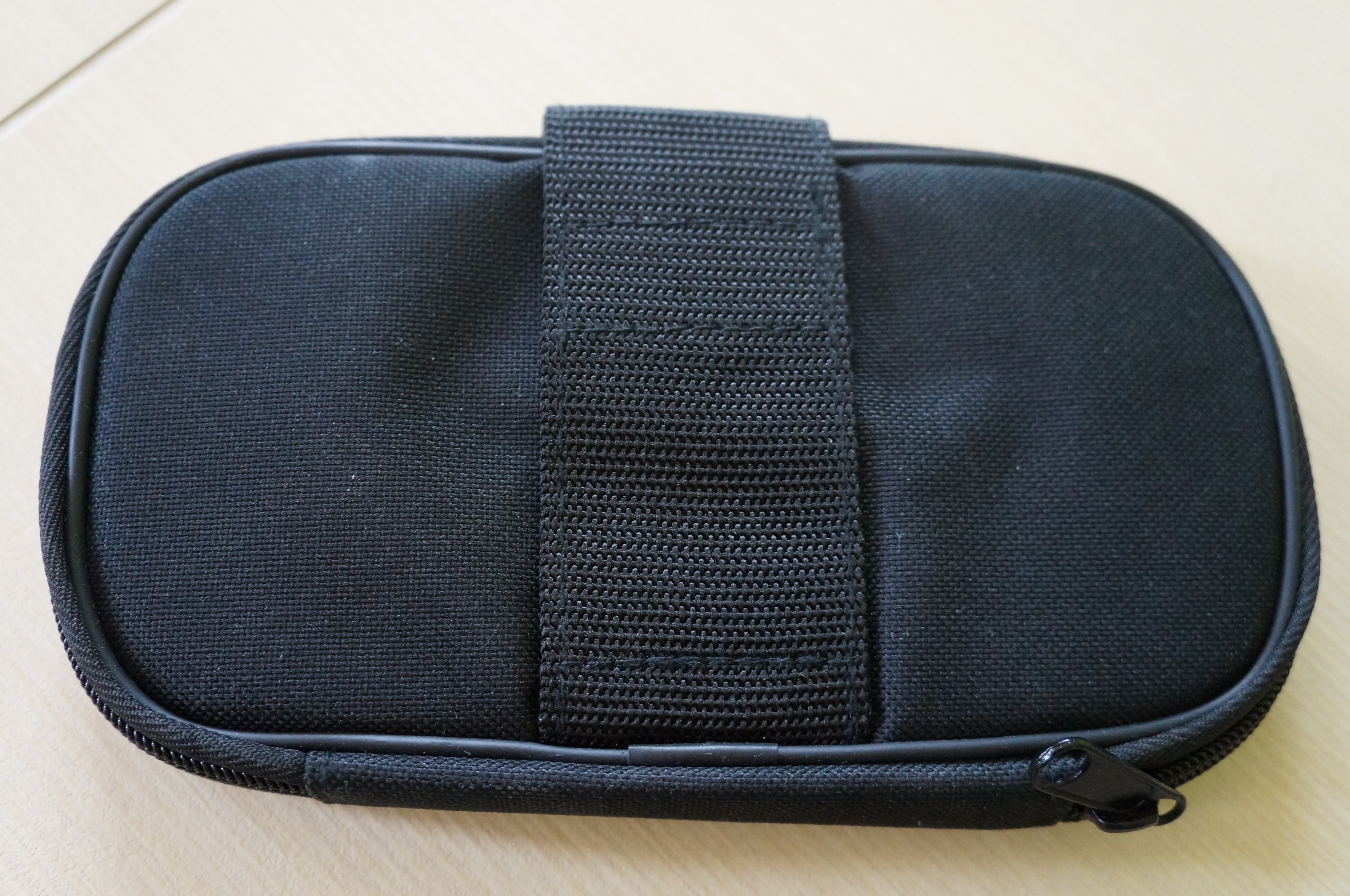 Pouzdro pro šipky Mega Zipper Wallet Harrows