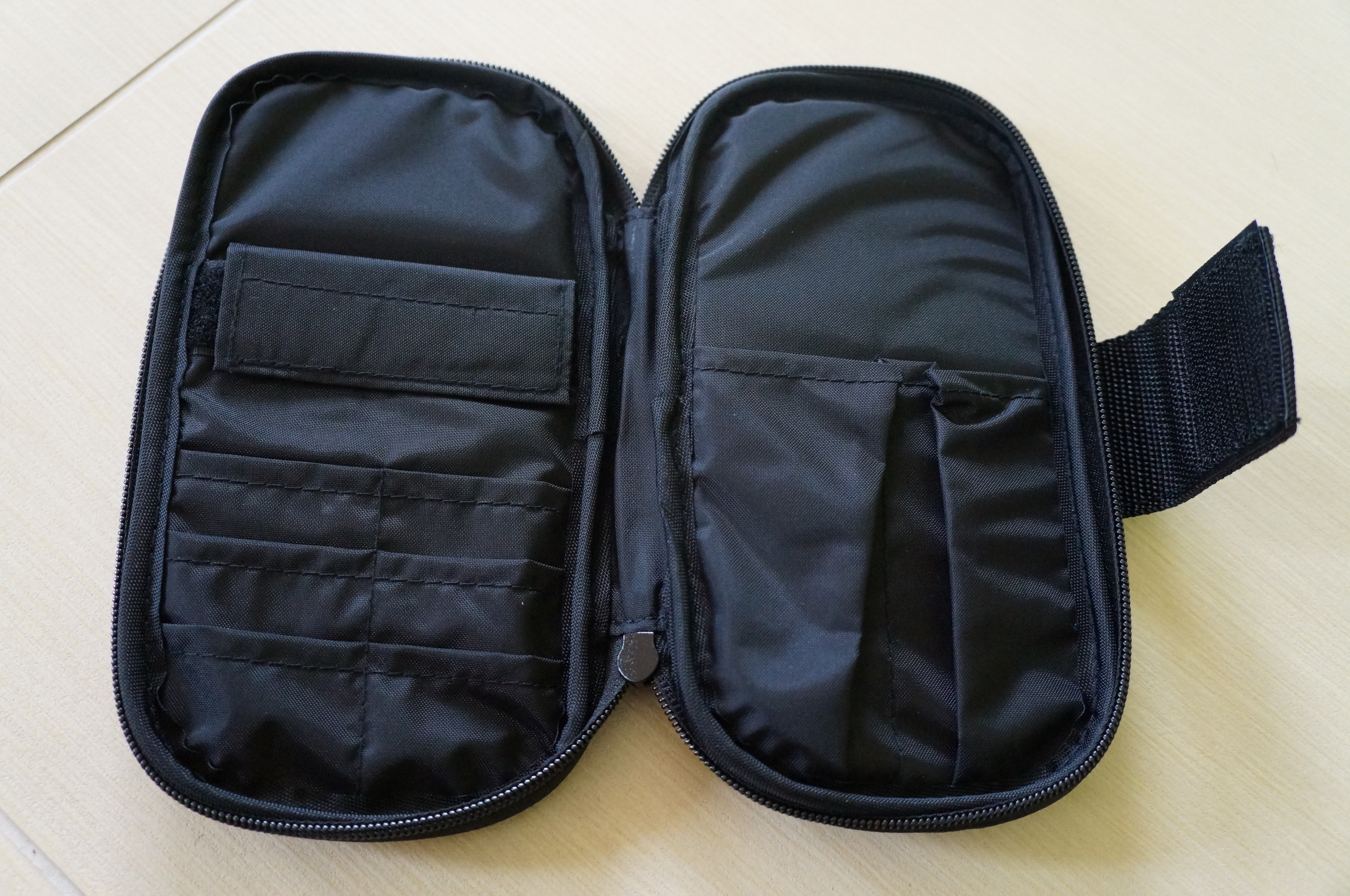 Pouzdro pro šipky Mega Zipper Wallet Harrows